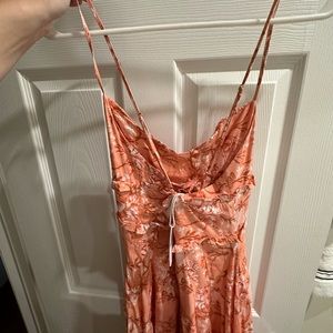 Flirty women’s sun dress! Never before worn.
